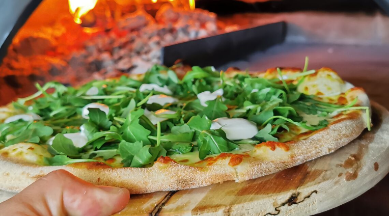 /uploads/photo/pizzasef-3-superobed-sk-6984ca6c582f3428272759.png